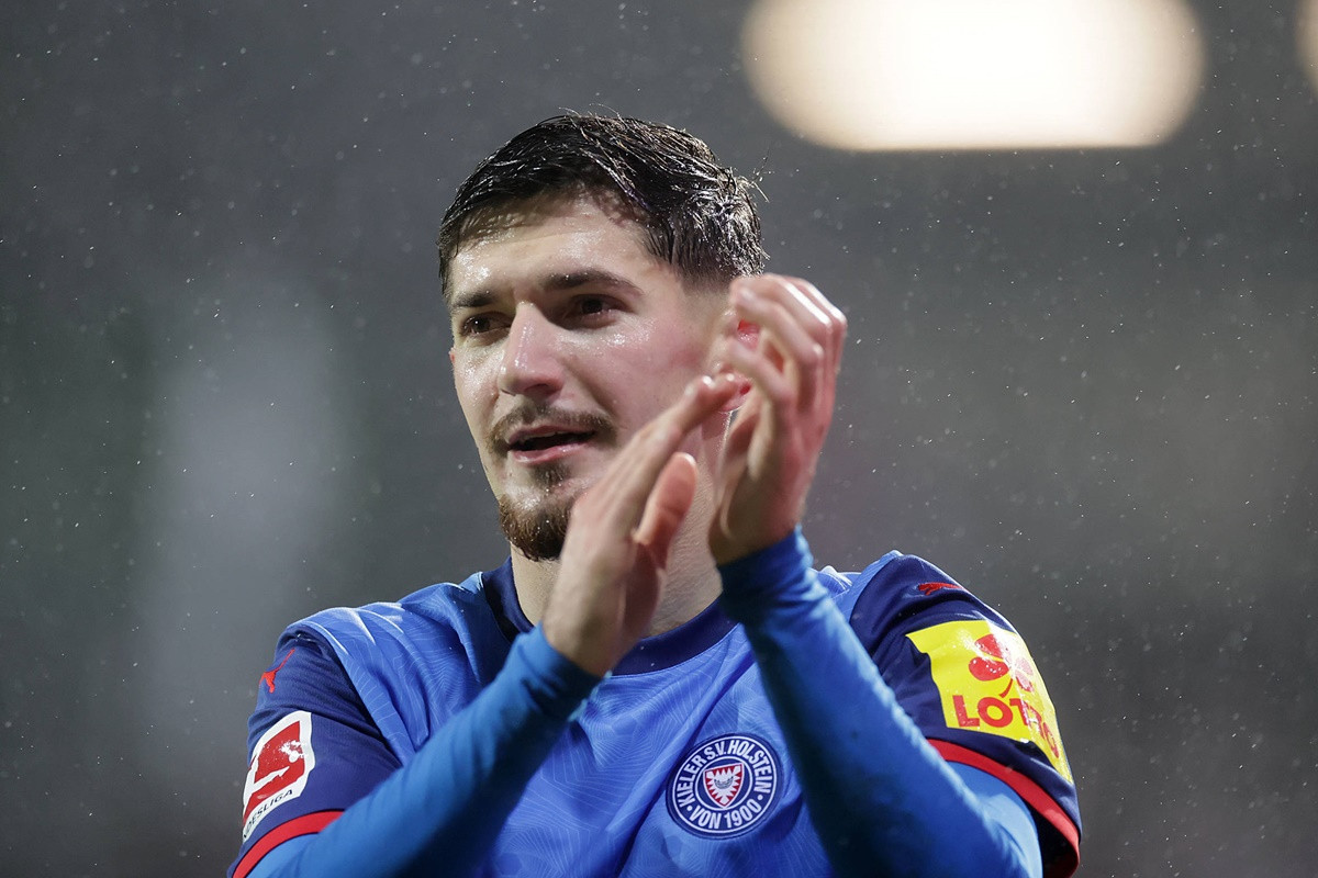 Gigoviću 75 minuta protiv prvaka Njemačke, Vasilj i St. Pauli poraženi u Mainzu Gigoviću 75 minuta protiv prvaka Njemačke, Vasilj i St. Pauli poraženi u Mainzu
