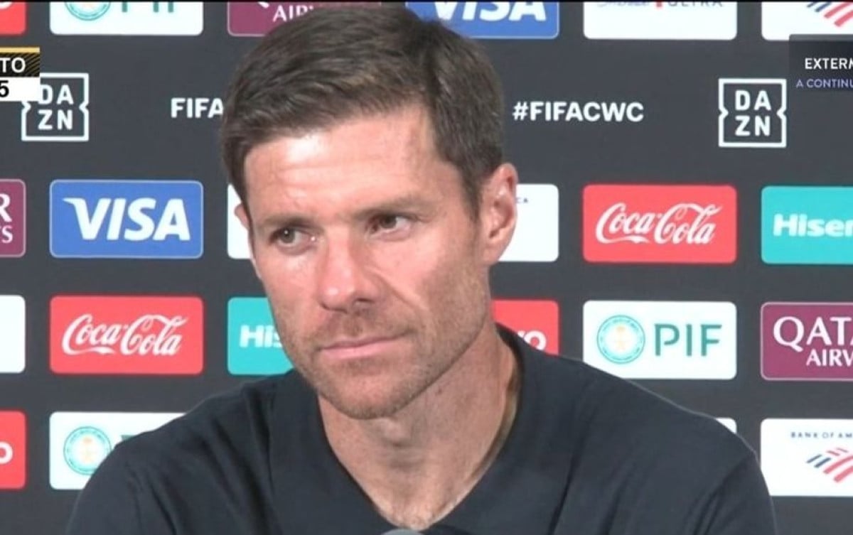 Dok je PSG razbijao Real na terenu Alonso ponižavao svoju zvijezdu, pa stao pred novinare