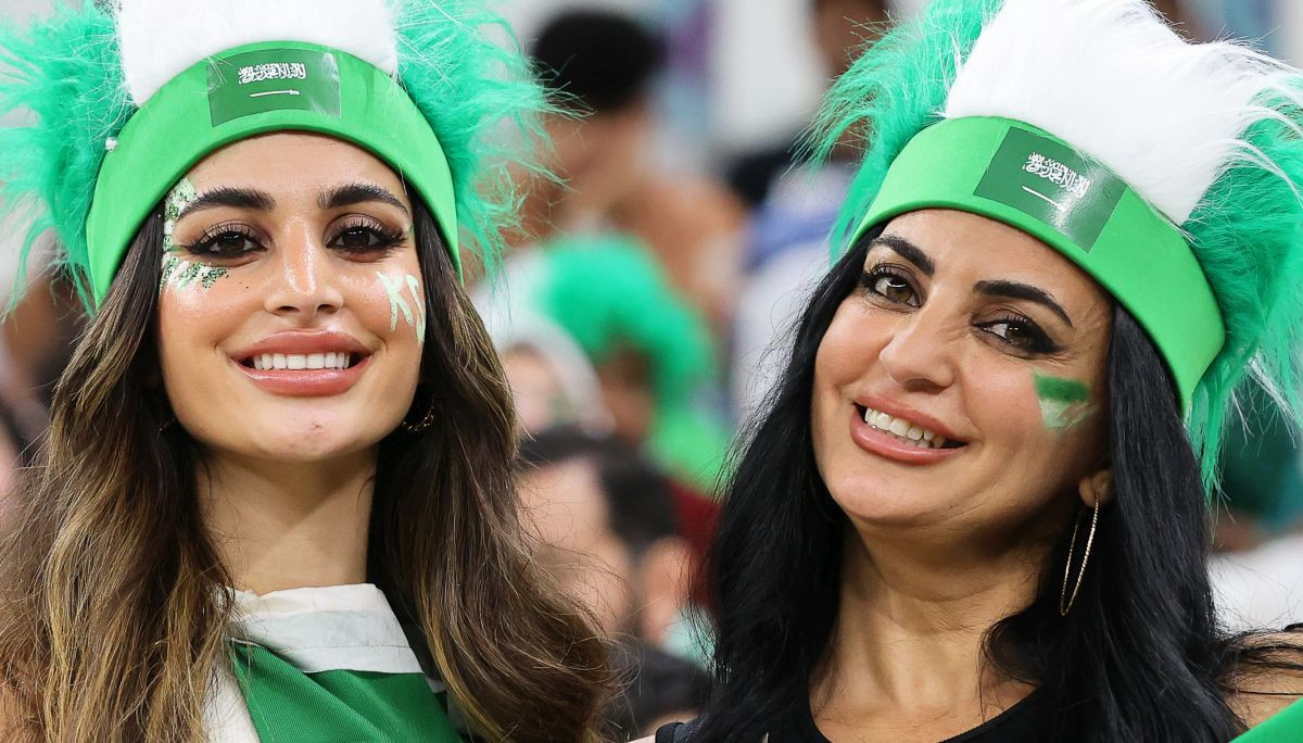 Fudbalski svijet u čudu zbog dvije Arapkinje: Izgleda (ne)realno kako su obučene