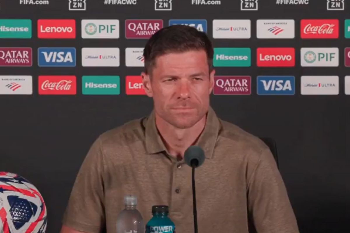 Xabi Alonso je na stadionu u Charlotteu shvatio ko je i šta je Luka Modrić: "Sve ovo je..." Xabi Alonso je na stadionu u Charlotteu shvatio ko je i šta je Luka Modrić: "Sve ovo je..."