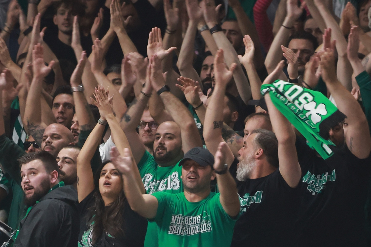 Ovi ljudi žive košarku: Panathinaikos rasprodao sve sezonske karte za narednu sezonu za samo 48 sati