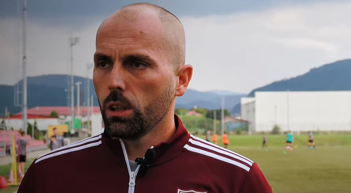 Ćosić biranim riječima govorio o Borcu, najavio i kako će Sarajevo "stajati" sutra Ćosić biranim riječima govorio o Borcu, najavio i kako će Sarajevo "stajati" sutra
