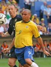 Ronaldo produžuje sa Corinthiansom Ronaldo produžuje sa Corinthiansom