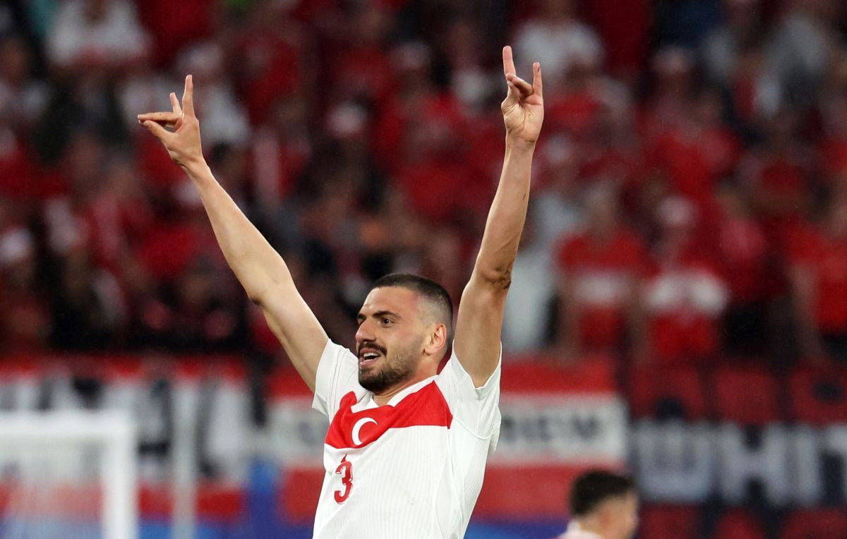 UEFA žestoko kaznila zvijezdu Turske: Merih Demiral će se kajati do kraja života zbog svog poteza! UEFA žestoko kaznila zvijezdu Turske: Merih Demiral će se kajati do kraja života zbog svog poteza!