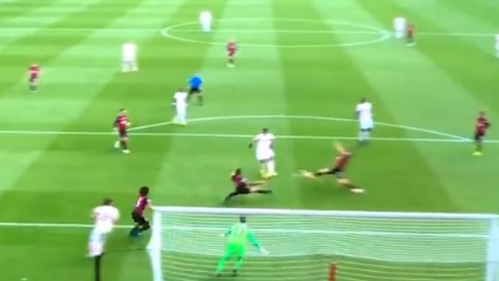 Martial savladao Begovića i vratio United u utakmicu