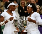 Wimbledon: Sestre uzele i parove