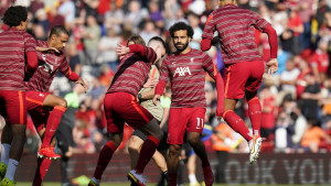 Liverpool predstavio nove dresove, navijači oduševljeni
