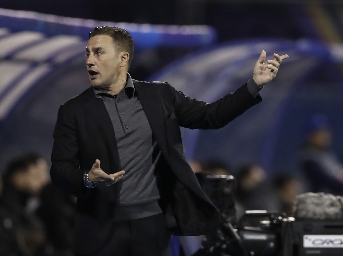 Cannavaro nakon odlaska iz Dinama dobio dvije ponude o kojima nije mogao ni sanjati Cannavaro nakon odlaska iz Dinama dobio dvije ponude o kojima nije mogao ni sanjati