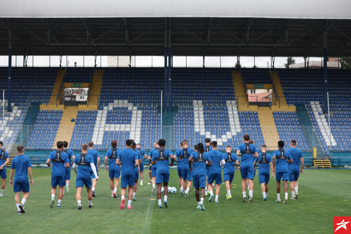 Poznati sastavi Željezničara i Kopera: Gosti u posljednji trenutak donijeli bitnu odluku Poznati sastavi Željezničara i Kopera: Gosti u posljednji trenutak donijeli bitnu odluku