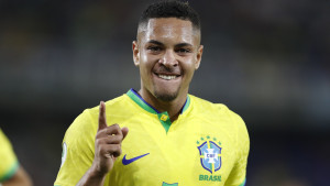 Pravi Ronaldo je oduševljen njim, zovu ga brazilskim Aguerom, a posrnuli velikan ga krade Barci!