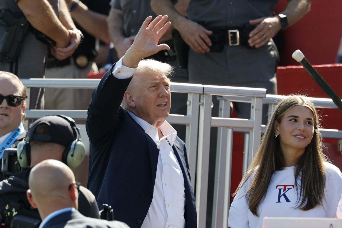 Izraelci žele stadion nazvati po Donaldu Trumpu: "Duboko smo mu zahvalni za sve" Izraelci žele stadion nazvati po Donaldu Trumpu: "Duboko smo mu zahvalni za sve"