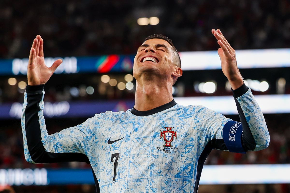 Ne pušta Ronalda na miru: "On ne zna igrati fudbal, može dati i 3.000 golova, baš me briga" Ne pušta Ronalda na miru: "On ne zna igrati fudbal, može dati i 3.000 golova, baš me briga"