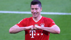 Bayern Borussiji zabio četiri gola za 45 minuta, Lewandowski nikad bliže Gerdu Mulleru