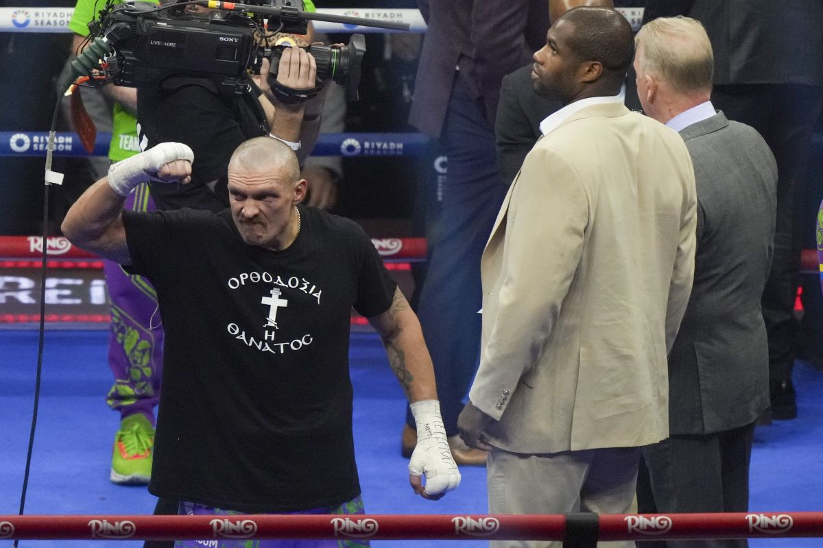Tyson Fury nestao iz ringa, tamo se pojavio novi izazivač i odmah je dobio 'da': "Nema problema" Tyson Fury nestao iz ringa, tamo se pojavio novi izazivač i odmah je dobio 'da': "Nema problema"