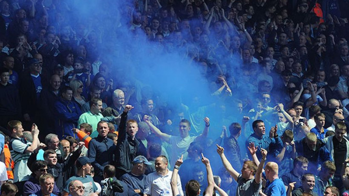 Navijači Evertona se nadaju porazu njihovog tima protiv Manchester Cityja