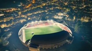 Vrijedilo je čekati, izgleda kao u bajci: Fudbalski biser u srcu Balkana obasjali i reflektori