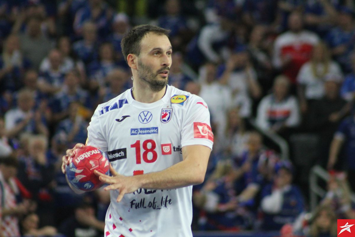 Mostarac rekao ključnu rečenicu pred polufinale u Areni, junak Hrvatske to priznao: Pokrenuo je sve Mostarac rekao ključnu rečenicu pred polufinale u Areni, junak Hrvatske to priznao: Pokrenuo je sve