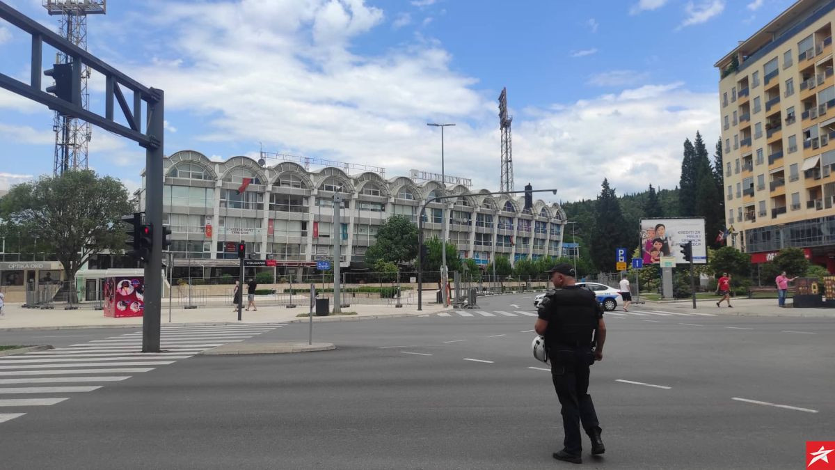 Navijači BiH stižu u Podgoricu, jake policijske snage u pripravnosti 
