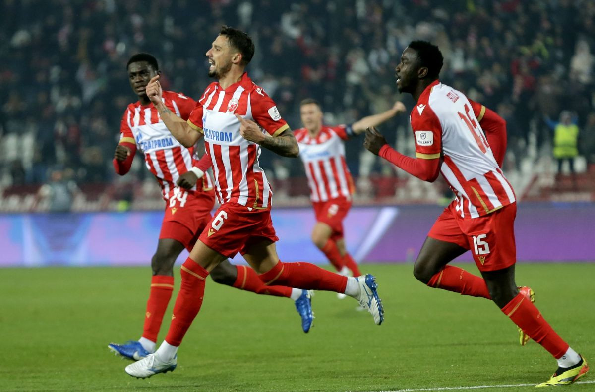 Igrači Zvezde tek se okupili prije par dana, a danas su "ogadili fudbal" ekipi iz Crne Gore Igrači Zvezde tek se okupili prije par dana, a danas su "ogadili fudbal" ekipi iz Crne Gore