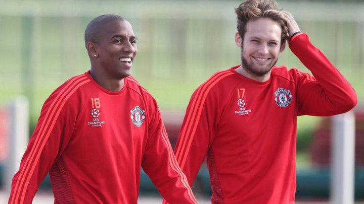 Young i Blind produžili ugovore sa Manchesterom