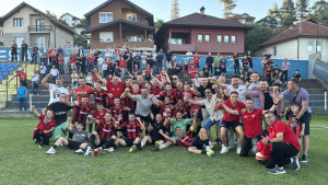 Fudbaleri Slobode zajedno s navijačima proslavili povratak u Premijer ligu