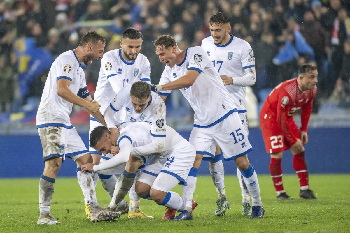 Na Kosovu čuli odluku UEFA, odmah su žestoko reagovali: "Sad mi krećemo" Na Kosovu čuli odluku UEFA, odmah su žestoko reagovali: "Sad mi krećemo"