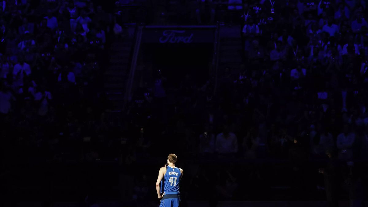 Nowitzki navijačima napisao pjesmu koja će malo koga ostaviti ravnodušnim Nowitzki navijačima napisao pjesmu koja će malo koga ostaviti ravnodušnim