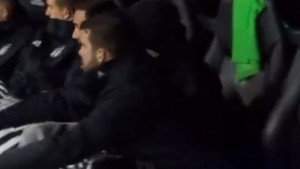 Bešiktaš pobijedio, nervozna reakcija Pjanića hit među navijačima 