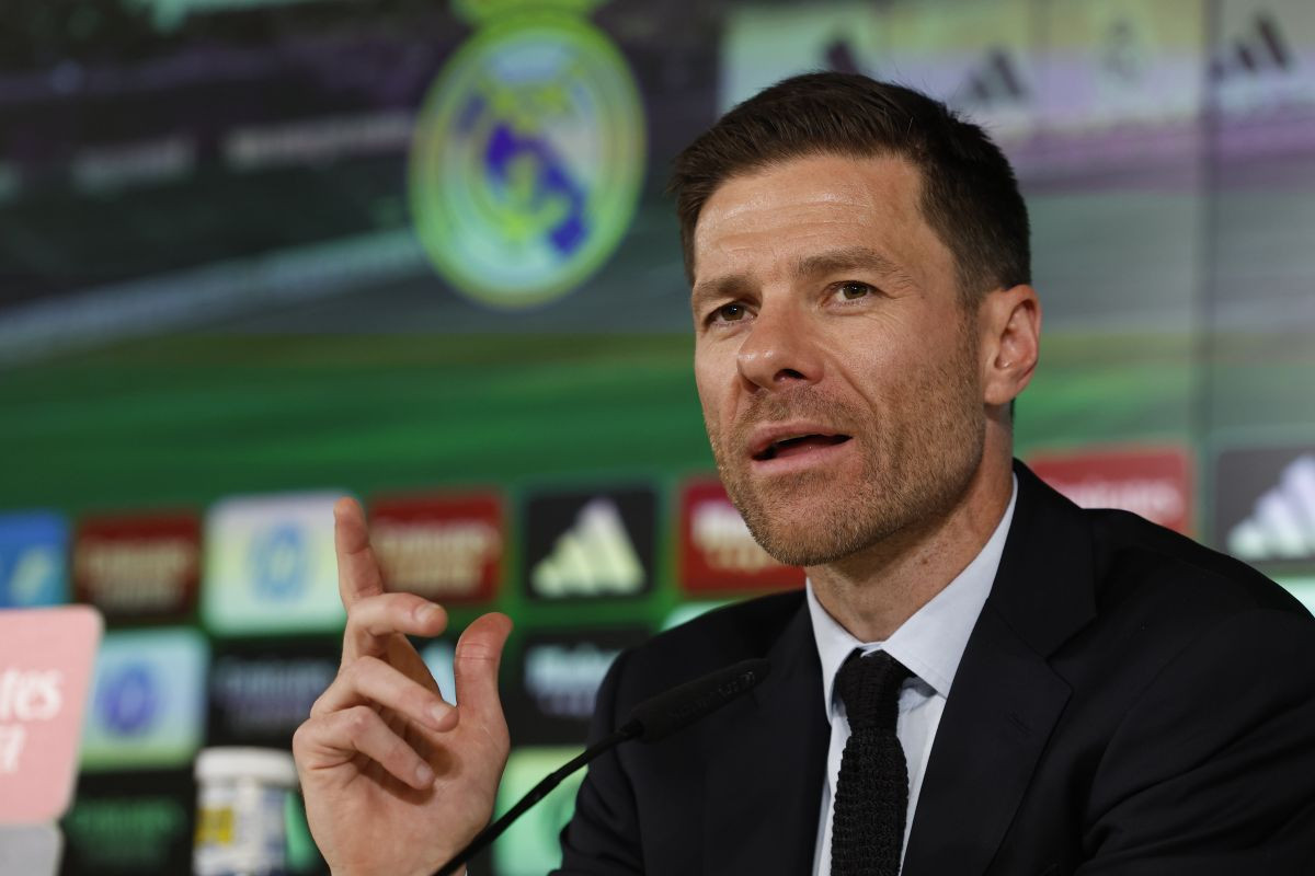 Xabi Alonso najavio nepobjedivi Real, pa vratio otpisanog: "Vrhunski igrač, treba nam on" Xabi Alonso najavio nepobjedivi Real, pa vratio otpisanog: "Vrhunski igrač, treba nam on"