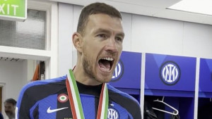 Samo jedna riječ bila je dovoljna da Džeko napravi haos u svlačionici Intera