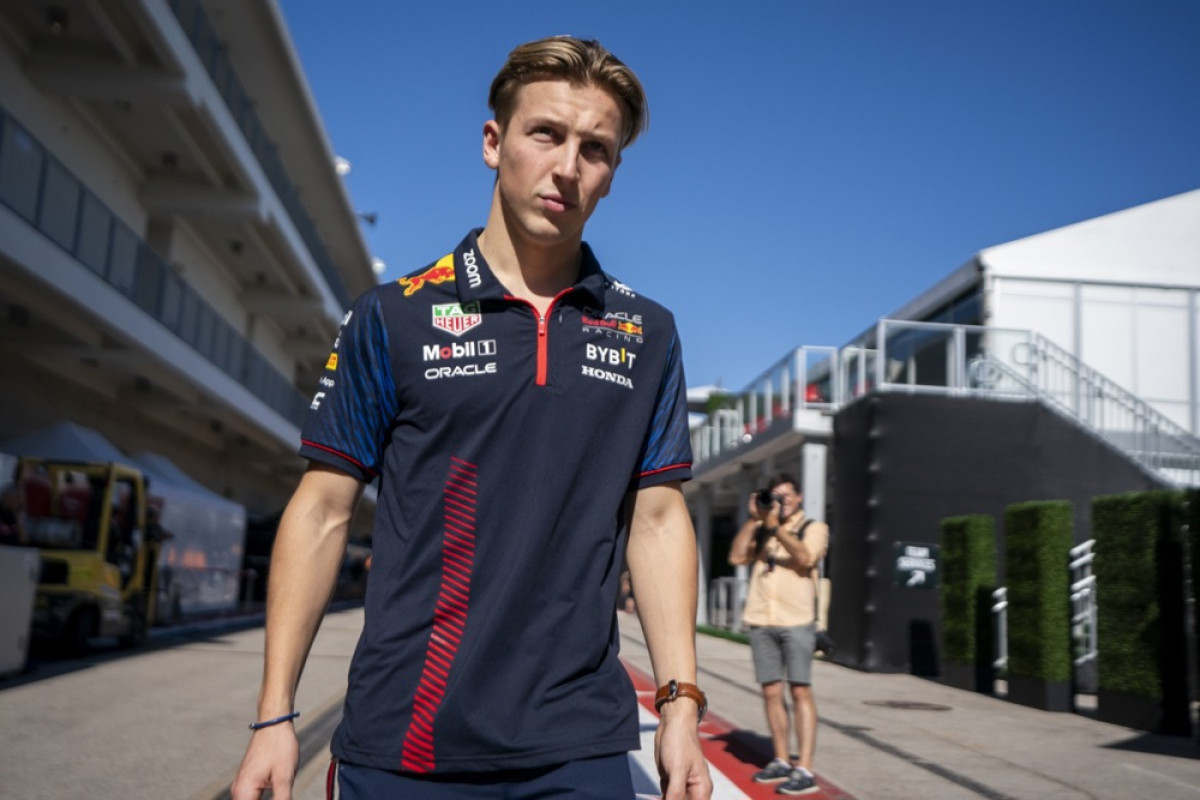 Red Bull uskoro donosi odluku o Lawsonu! Helmut Marko: "Sačekajte septembar!"