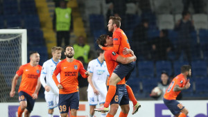 Višća pogodio za pobjedu, Basaksehir na +7