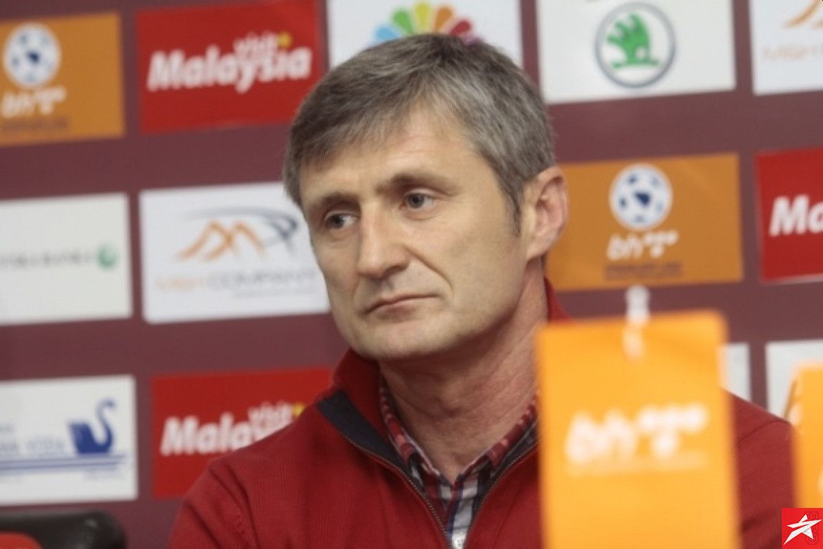 Robert Jarni: “Ne navijam za Dinamo”, HNS: “Metla, smijenjen si!”