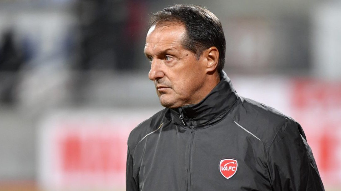 Faruk Hadžibegić više nije trener Red Stara Faruk Hadžibegić više nije trener Red Stara