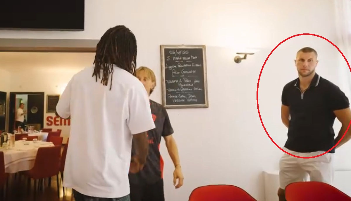 Ne pamti se nešto slično: Luka Modrić je ušao u prostoriju, tamo je bio stameni Srbin, a onda... Ne pamti se nešto slično: Luka Modrić je ušao u prostoriju, tamo je bio stameni Srbin, a onda...