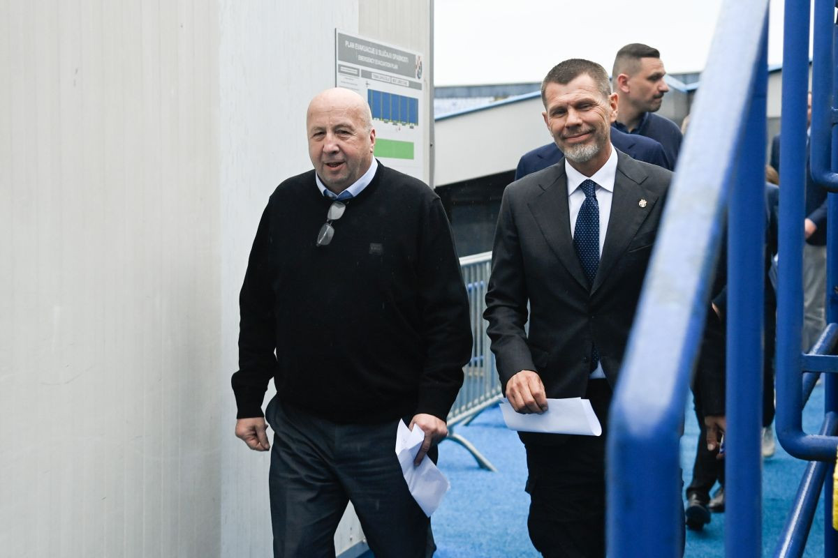 Boban našao sportskog direktora Dinama? Ima 34 godine, navijači Hajduka će pomisliti: "Gdje baš on?" Boban našao sportskog direktora Dinama? Ima 34 godine, navijači Hajduka će pomisliti: "Gdje baš on?"