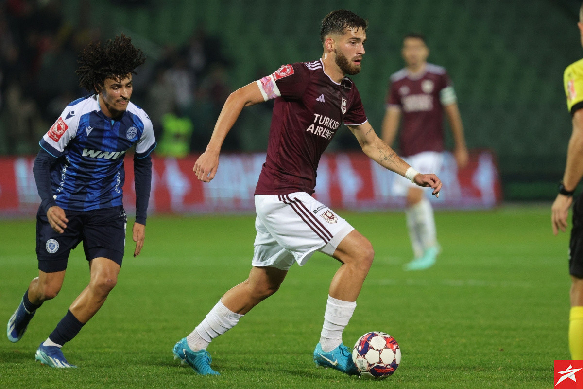 Veliko srce fudbalera FK Sarajevo: Eldar Mehmedović pomogao žrtve poplavljenih područja Veliko srce fudbalera FK Sarajevo: Eldar Mehmedović pomogao žrtve poplavljenih područja