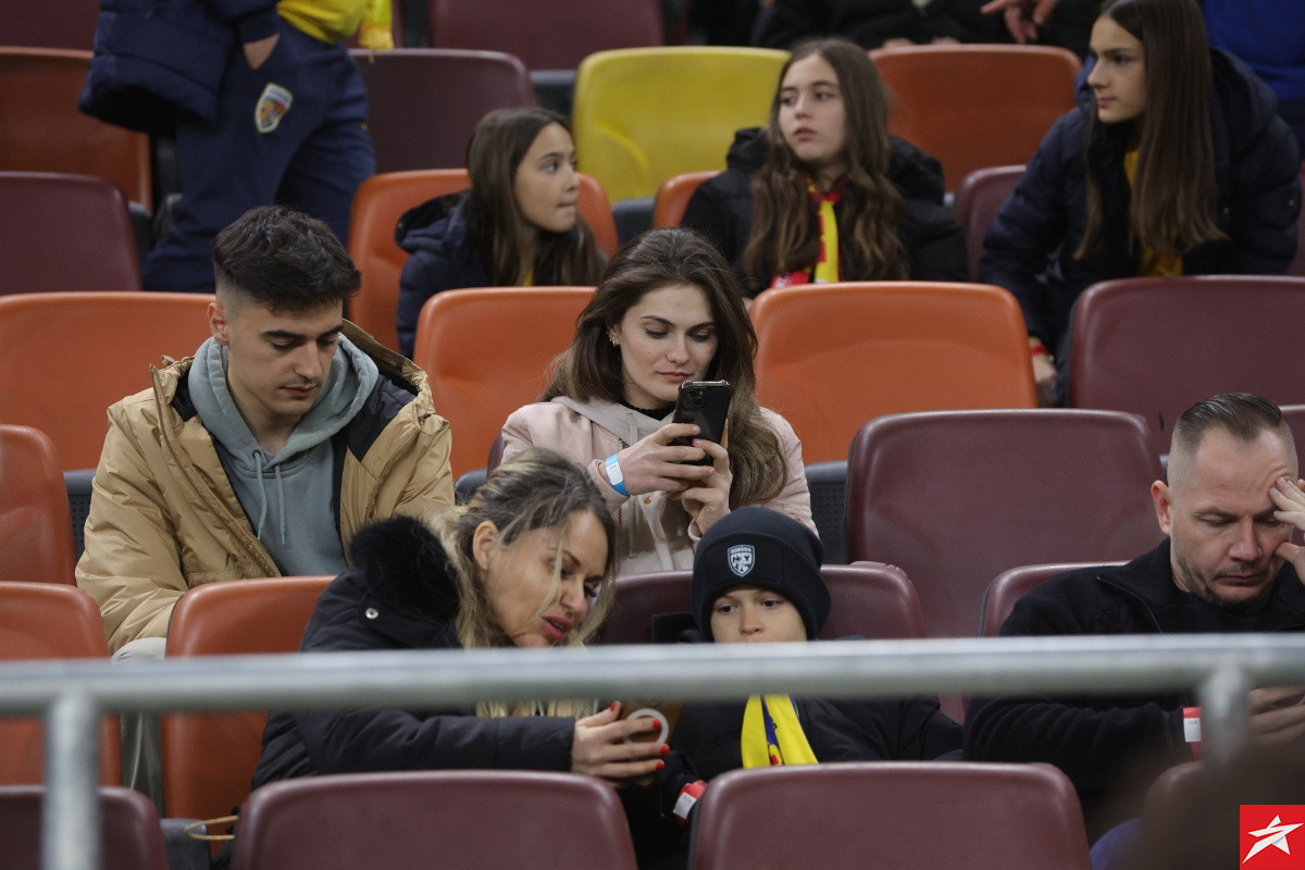 Pogledajte tribine stadiona u Bukureštu pred utakmicu, ima i bh. navijača