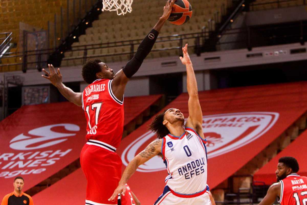 Anadolu Efes pobjedom u Ateni proslavio povratak Shane Larkina Anadolu Efes pobjedom u Ateni proslavio povratak Shane Larkina