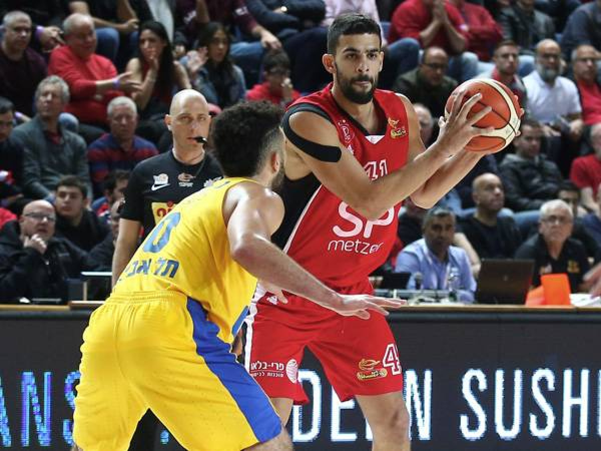 Maccabi nudi dvogodišnji ugovor kapitenu gradskog rivala Hapoela Maccabi nudi dvogodišnji ugovor kapitenu gradskog rivala Hapoela