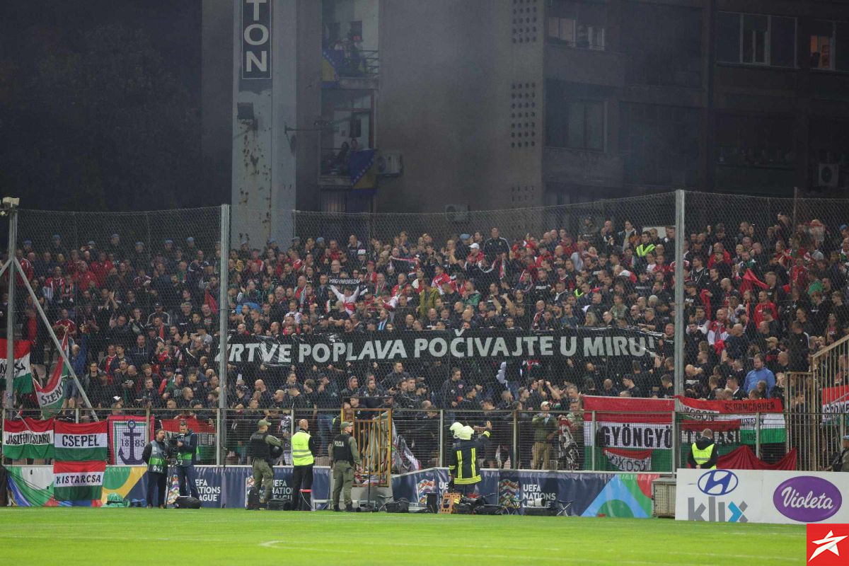 Potez navijača Mađarske izazvao divljenje cijelog Bilinog polja: "Žrtve poplava počivajte u miru"