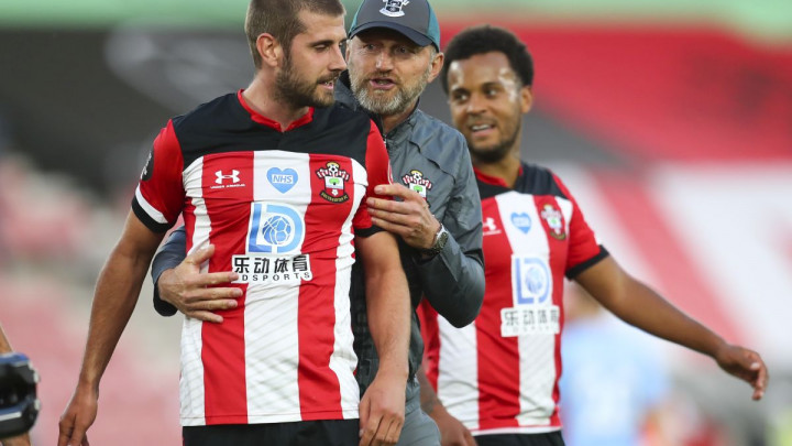 Southampton predstavio nove dresove koji neodoljivo podsjećaju na HŠK Zrinjski