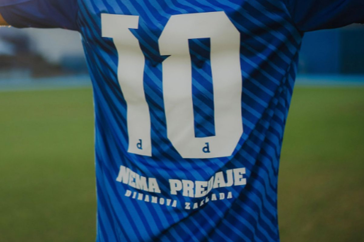 Dinamo predstavio veliko pojačanje iz Bayerna, naslijedio je broj 10 nakon Martina Baturine Dinamo predstavio veliko pojačanje iz Bayerna, naslijedio je broj 10 nakon Martina Baturine