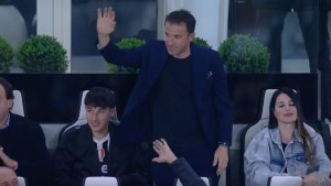 Legenda Juventusa po drugi put uživo bodri svoj bivši tim, navijači od njega traže samo jedno