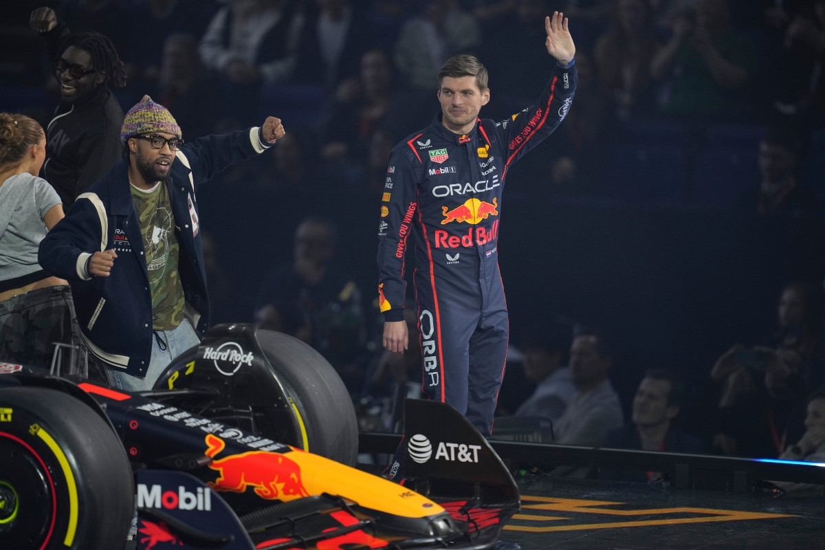 FIA oštro osudila britanske navijače zbog uvreda na račun Verstappena i Hornera FIA oštro osudila britanske navijače zbog uvreda na račun Verstappena i Hornera