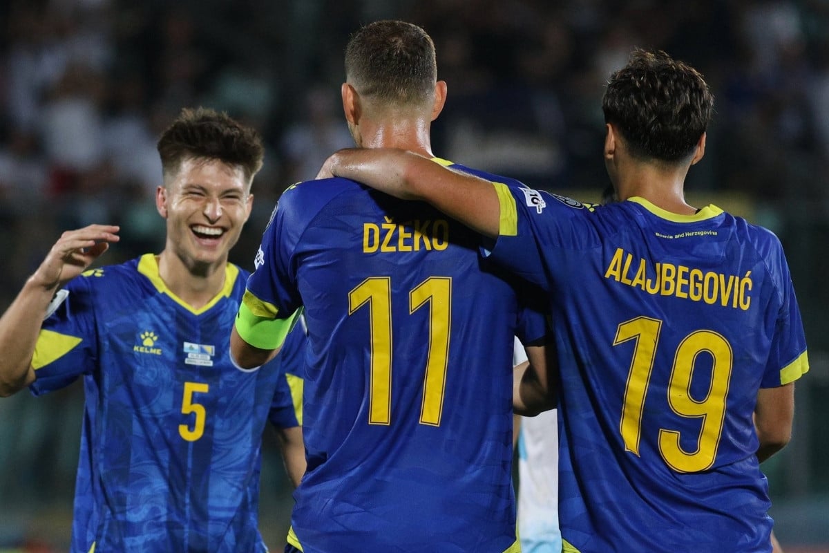 Emotivne riječi Edina Džeke preplavile mreže: "Kad sam je dao prvi gol Kerim se nije ni rodio" Emotivne riječi Edina Džeke preplavile mreže: "Kad sam je dao prvi gol Kerim se nije ni rodio"