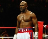 Holyfield u septembru ponovo boksuje