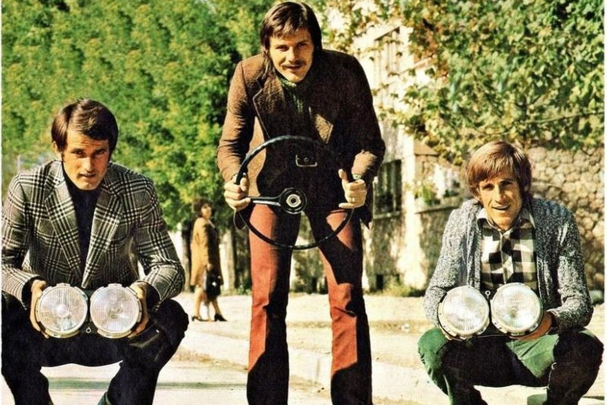 Tužne vijesti: Preminuo je čuveni Franjo Vladić, član legendarnog Veležovog "BMV-a" Tužne vijesti: Preminuo je čuveni Franjo Vladić, član legendarnog Veležovog "BMV-a"