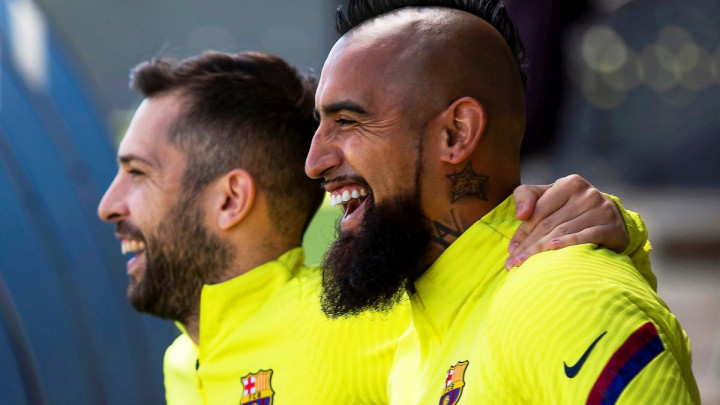 Inter ne bira način da dovede Vidala iz Barcelone