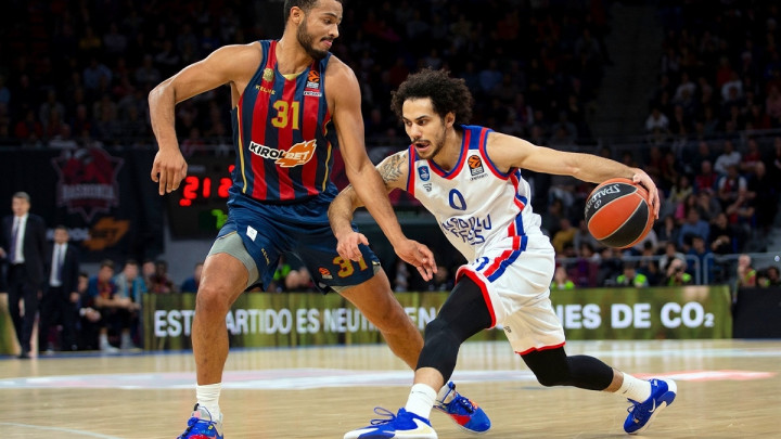 Nemilosrdni Larkin i Efes protutnjali kroz Vitoriu